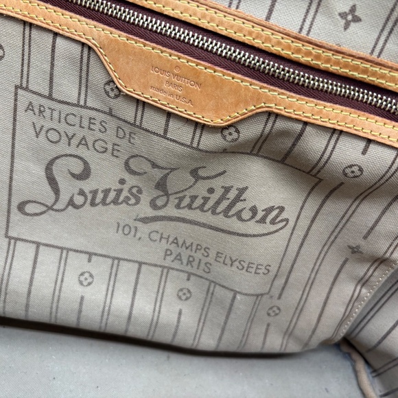 LOUIS VUITTON Monogram Neverfull MM Brown Tote Bag - Picture 16 of 16